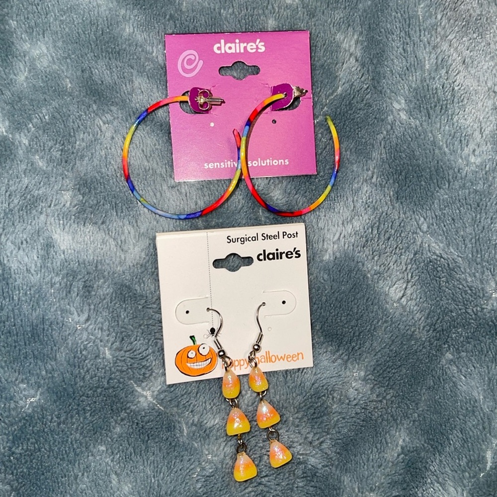 Vintage NWT Never Worn Earrings - 2 pairs of Claire’s sensitive ear earrings